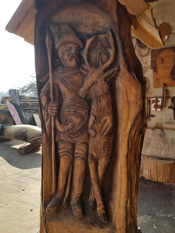 Postavy - dřevěné sochy